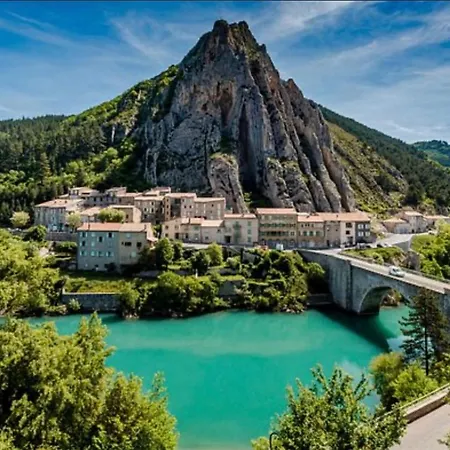 Tour De Babel Apartment Sisteron
